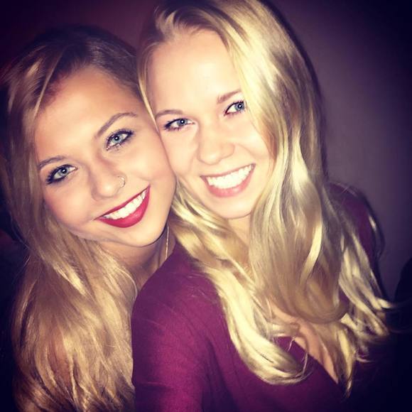 Meet your Posher, Alexis - Picture 1 of 1