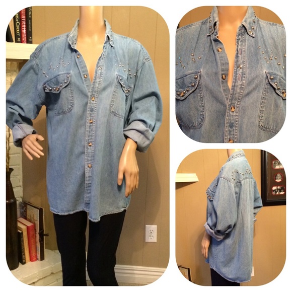 Vintage Tops - Vintage denim studded button up