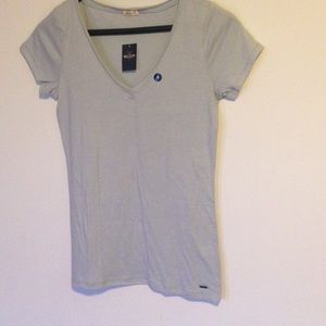 🆕Hollister t-shirt
