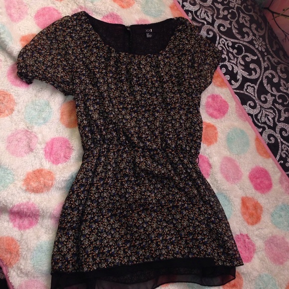 short sleeve blouse
