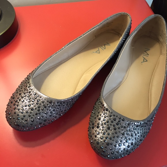 Mia Clarissa Pewter Jeweled Ballet Flats