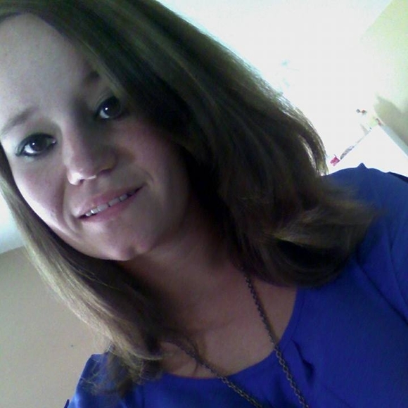 Meet your Posher, Joette