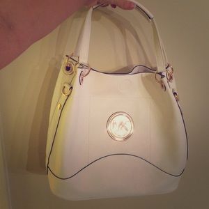 Knockoff Michael Kors handbag
