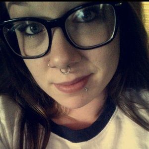 Meet your Posher, Tori