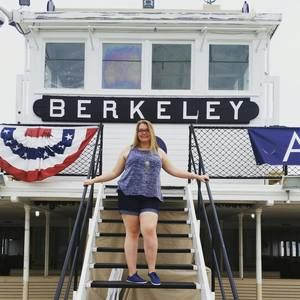 Meet your Posher, Samantha