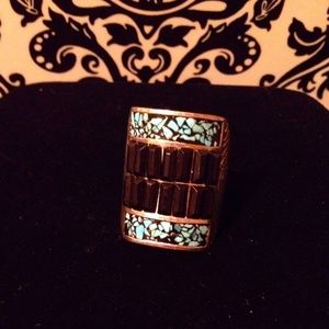 Accent ring