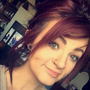 Meet your Posher, Justina