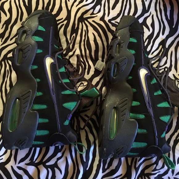 Nike Nomos