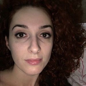 Meet your Posher, Eva