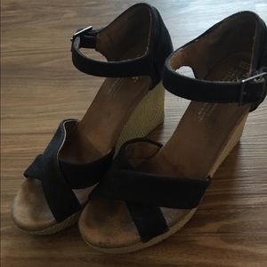 Toms Wedge Sandal