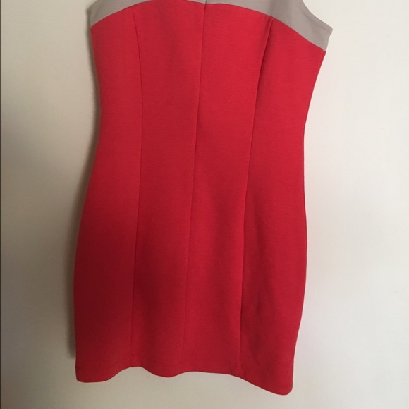 Mini dress - Picture 2 of 3