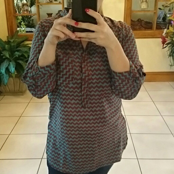 Blouse - Picture 2 of 2