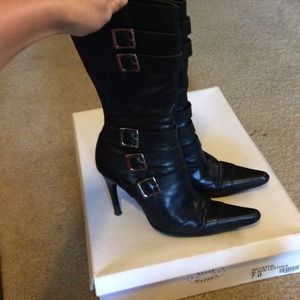 Black leather Steve Madden boots