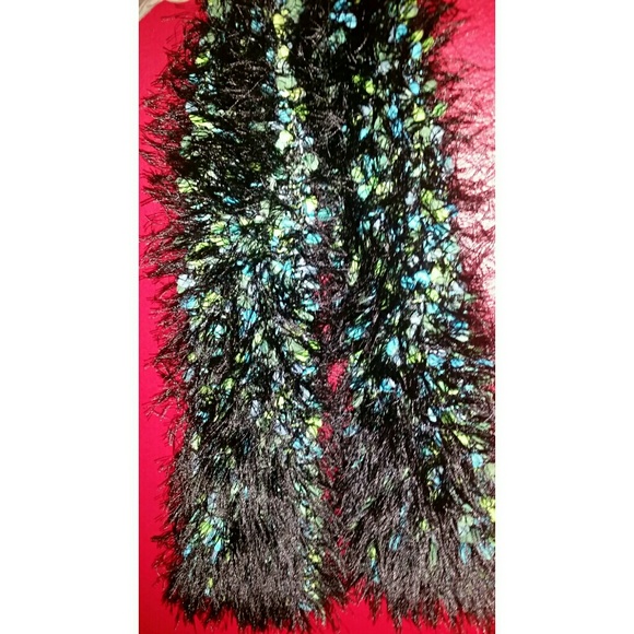Knitted scarf