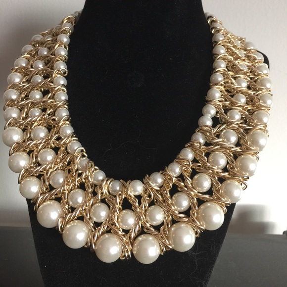 Jewelry - PREMIUM STATEMENT NECKLACE