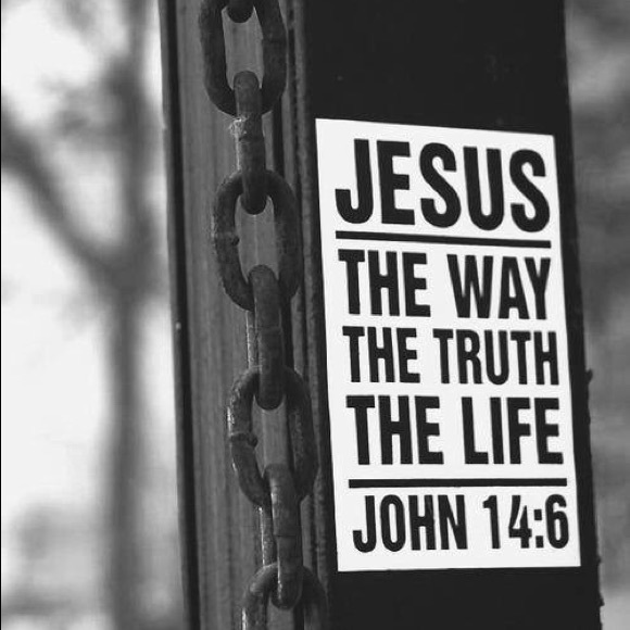 Meet your Posher, Kelli - Picture 4 of 4