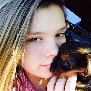 Meet your Posher, Abbi