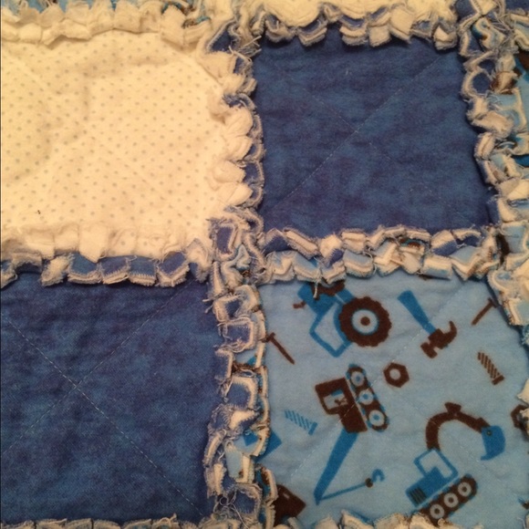Handmade baby/toddler rag quilt and pillow set. - Picture 3 of 4