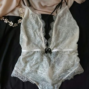 Victoria's Secret lace teddy {M} ??