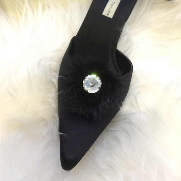 Shoes - Picture 2 of 4