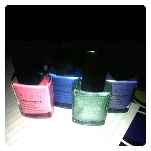 4 Avon Shimmer Nail Enamel Pro+