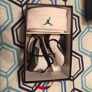 Jordan Retro 13 Gift Pack