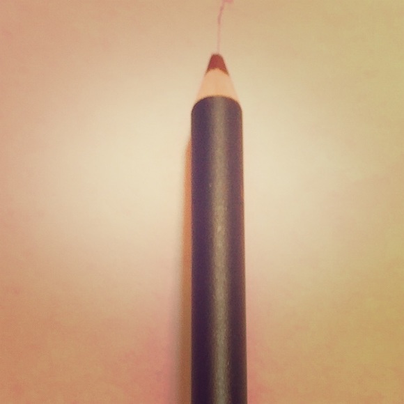 MAC MAHOGANY LIP PENCIL