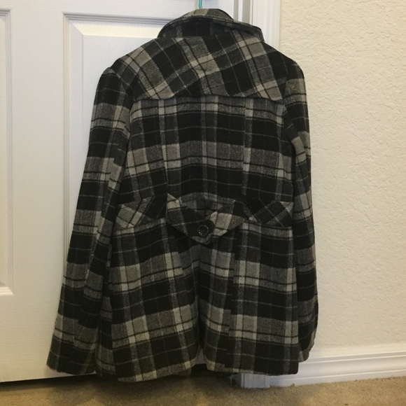 Black/gray plaid winter coat! - Picture 3 of 3