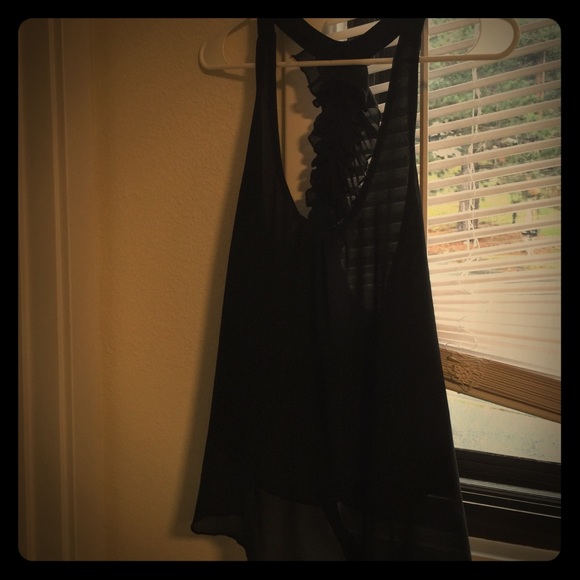 Cute sexy back top;) - Picture 1 of 2