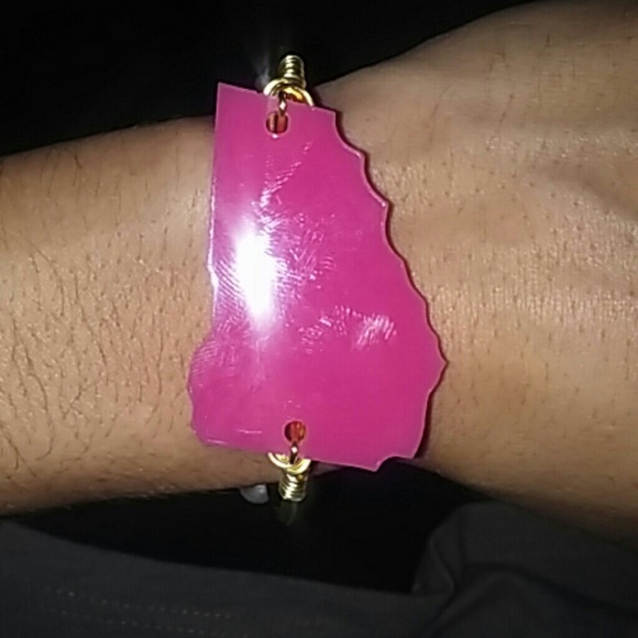 Pink state of Georgia bangle with pearls