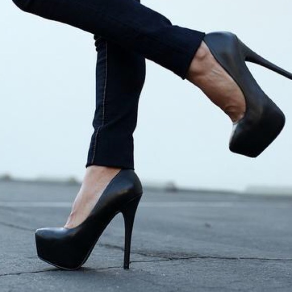 Steve Madden déjà by heels