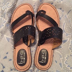 b.o.c Thong Sandal size 8