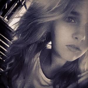 Meet your Posher, Candace