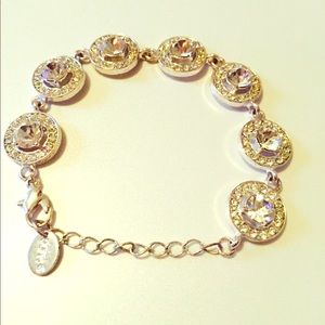 Fashion jewelry bracelet