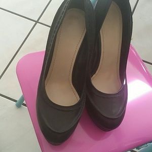 Women's shoes