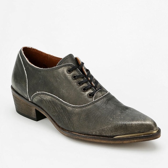 Sixtyseven Chiali Oxford from Urban Outfitters