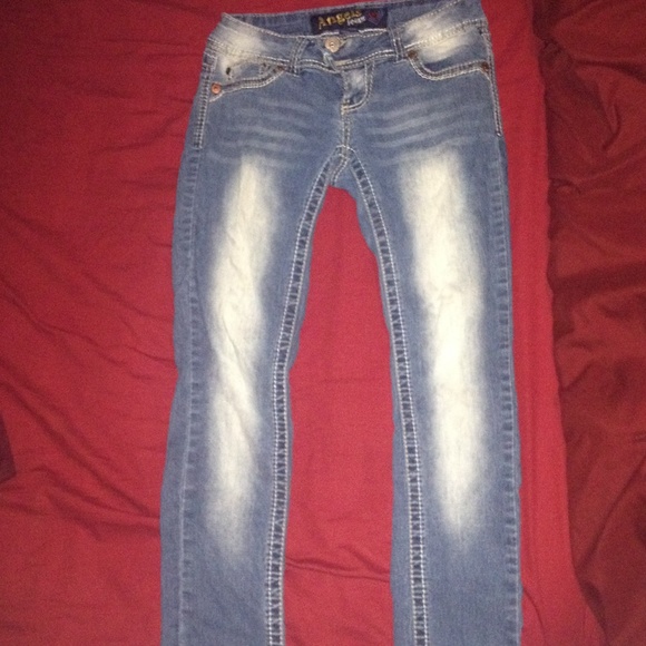 Angles jeans