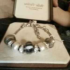 Brand new never work bracelet