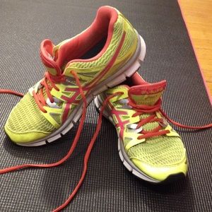 Asics running/walking shoes