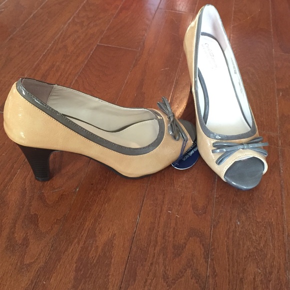 High heel shoes