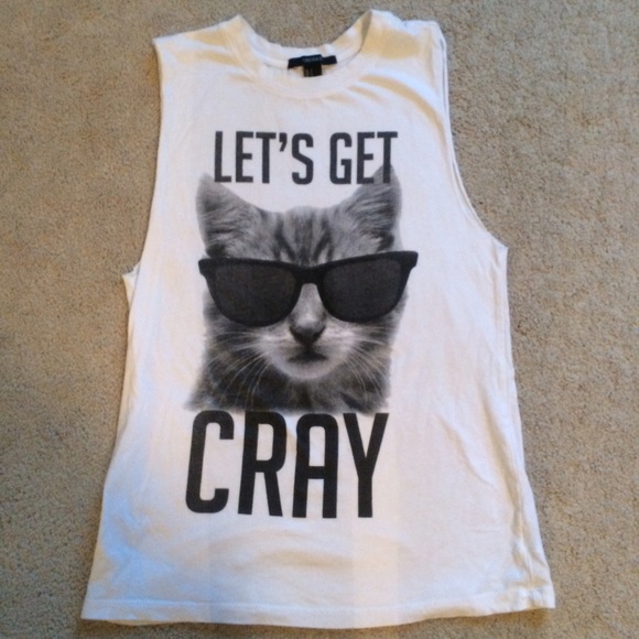 Forever 21 cutoff shirt size small