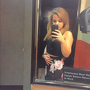 Meet your Posher, Monica