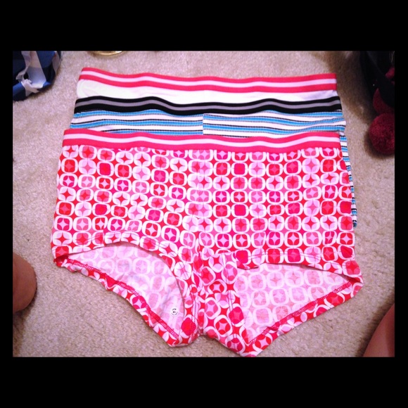 NWOT boxer pants for lady. Triple.