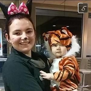 Meet your Posher, Crystal