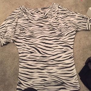 Zebra print thin sweater