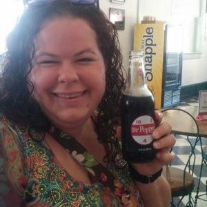 Meet your Posher, Leah