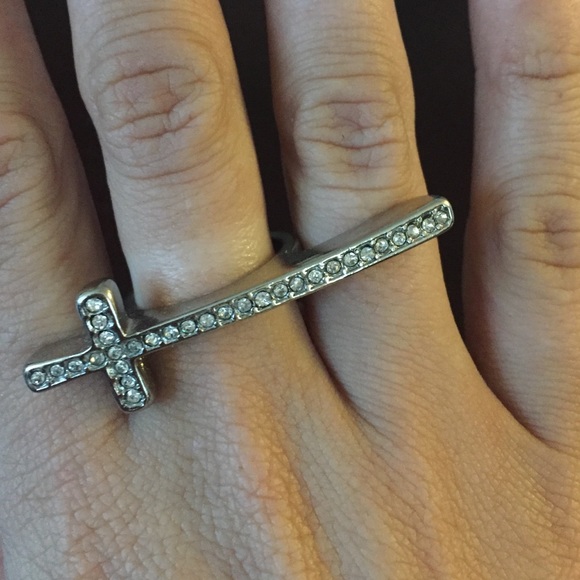 Ring - Picture 2 of 2