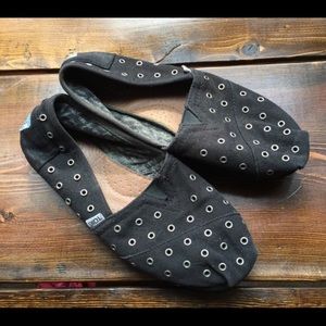 Black and Metallic toms