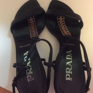•PRADA Black Leather & Chain Sandals•
