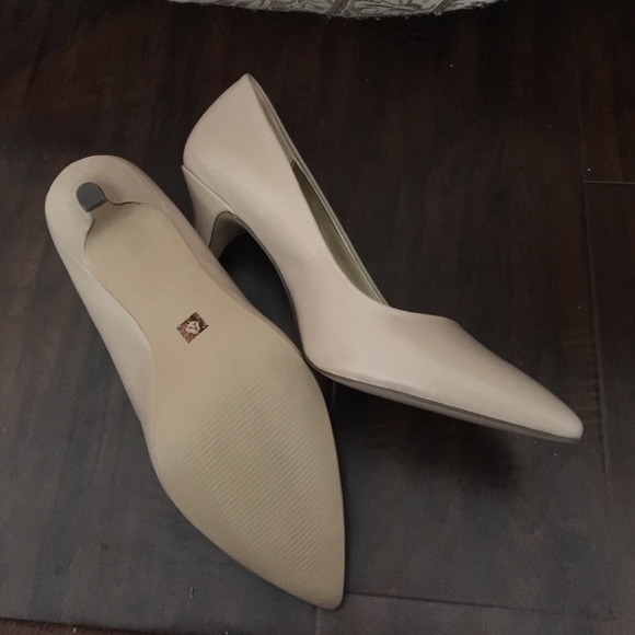 NEW Anne Klein - Picture 2 of 2